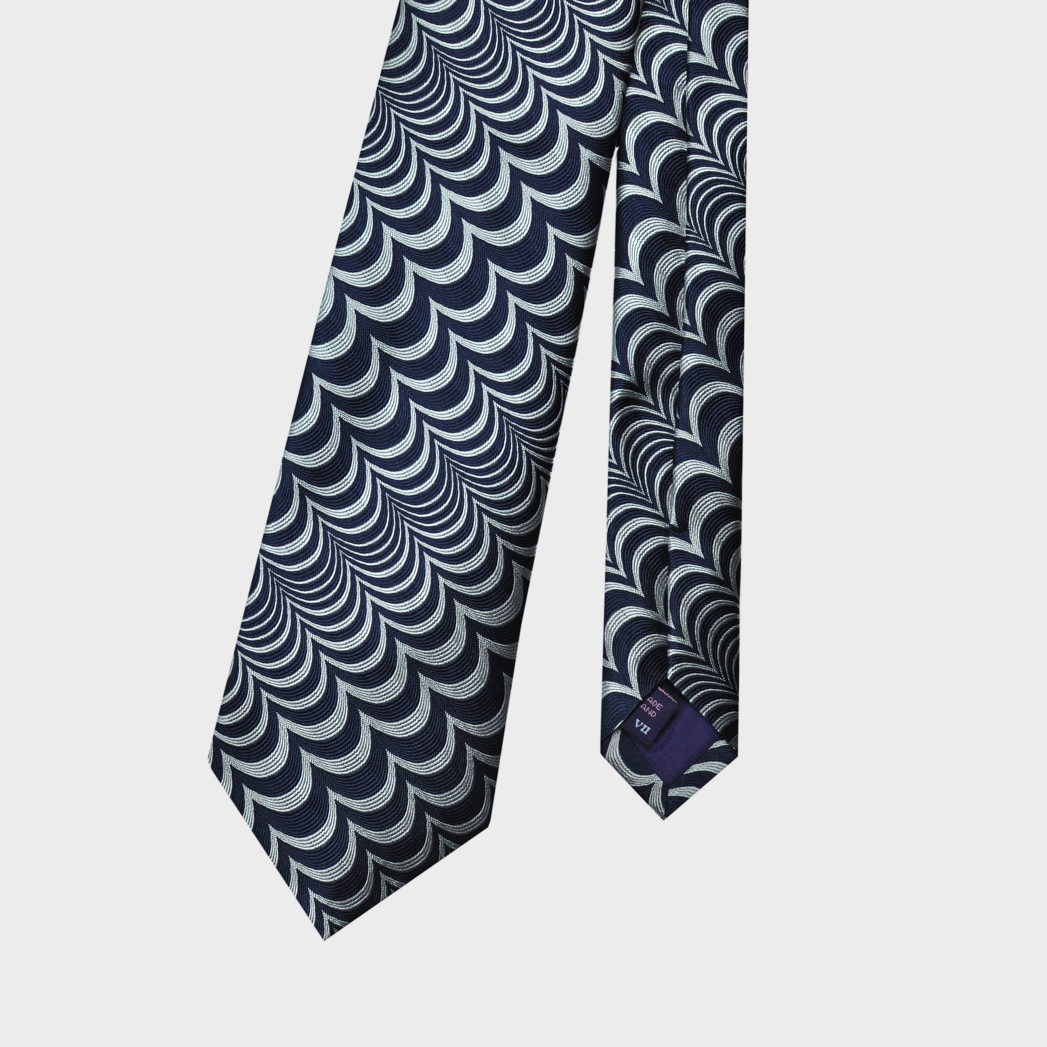 Geometric Wave Woven Silk Tie in Navy & Silver