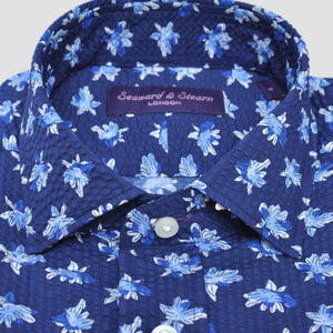 Spread Collar Flowery Seesucker Shirt in Blue