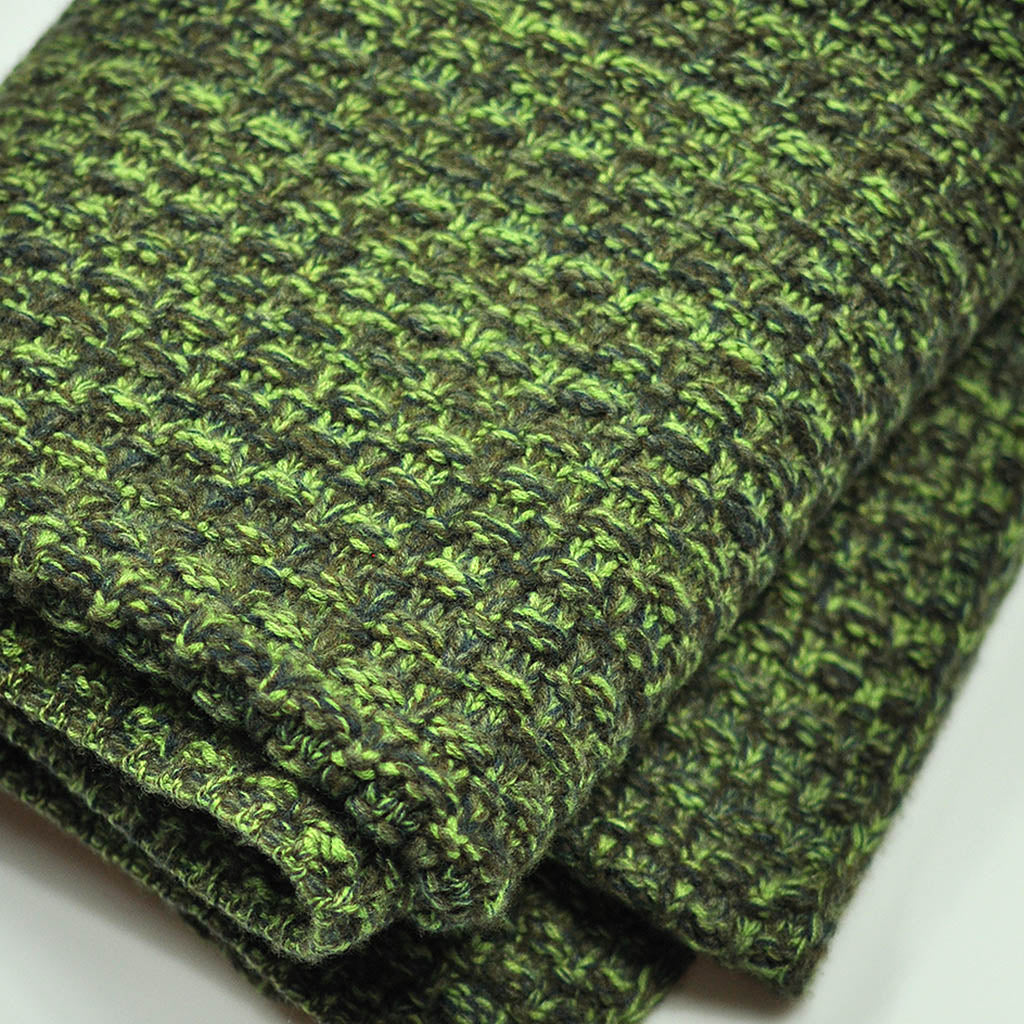 Cashmere Throw in Speckled Green
