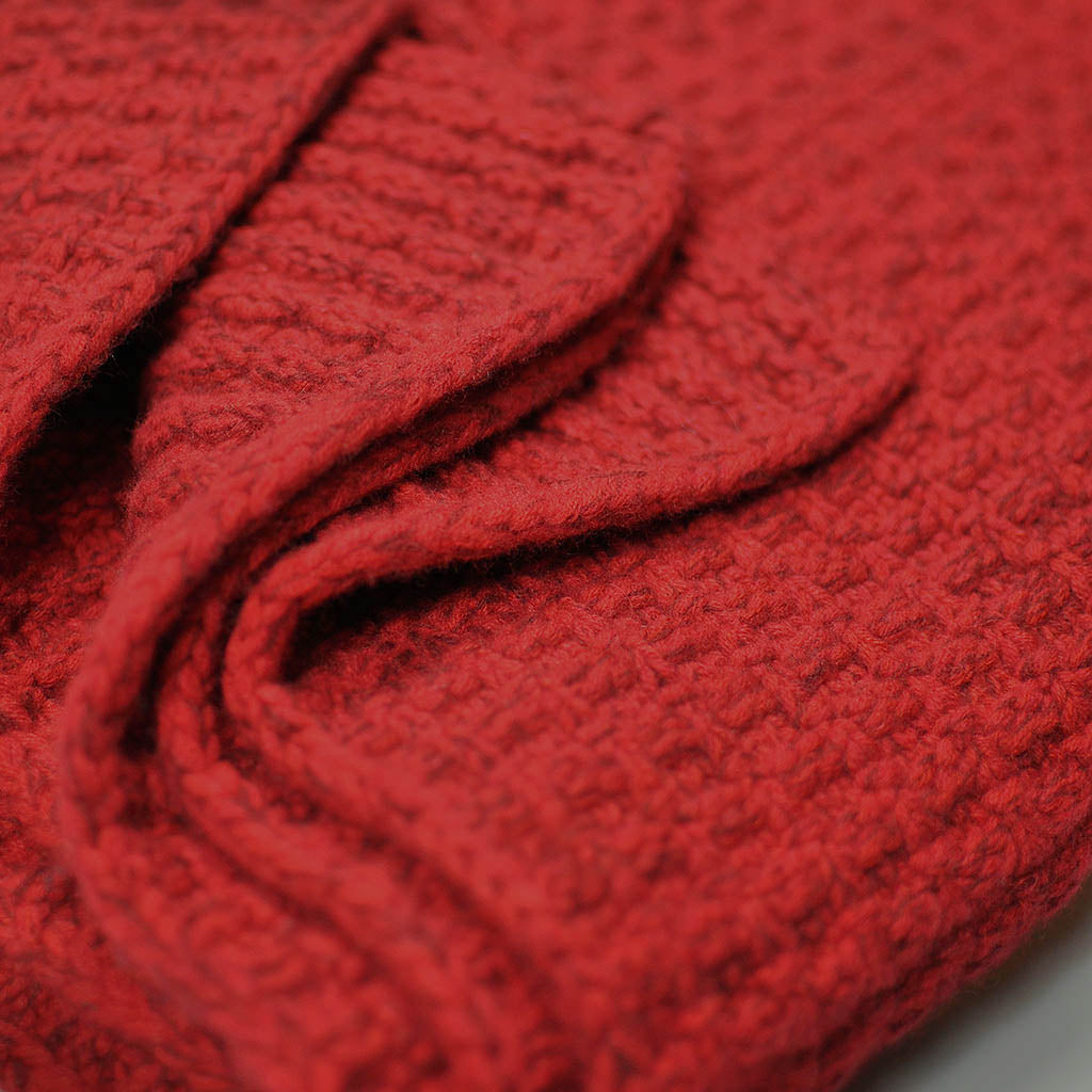 Cashmere Throw in Speckled Red