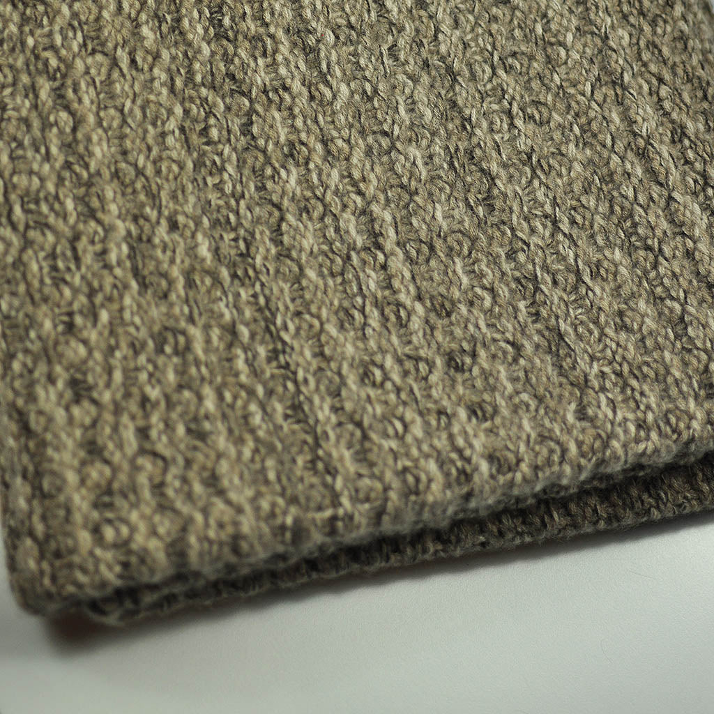 Cashmere Throw in Speckled Olive Brown