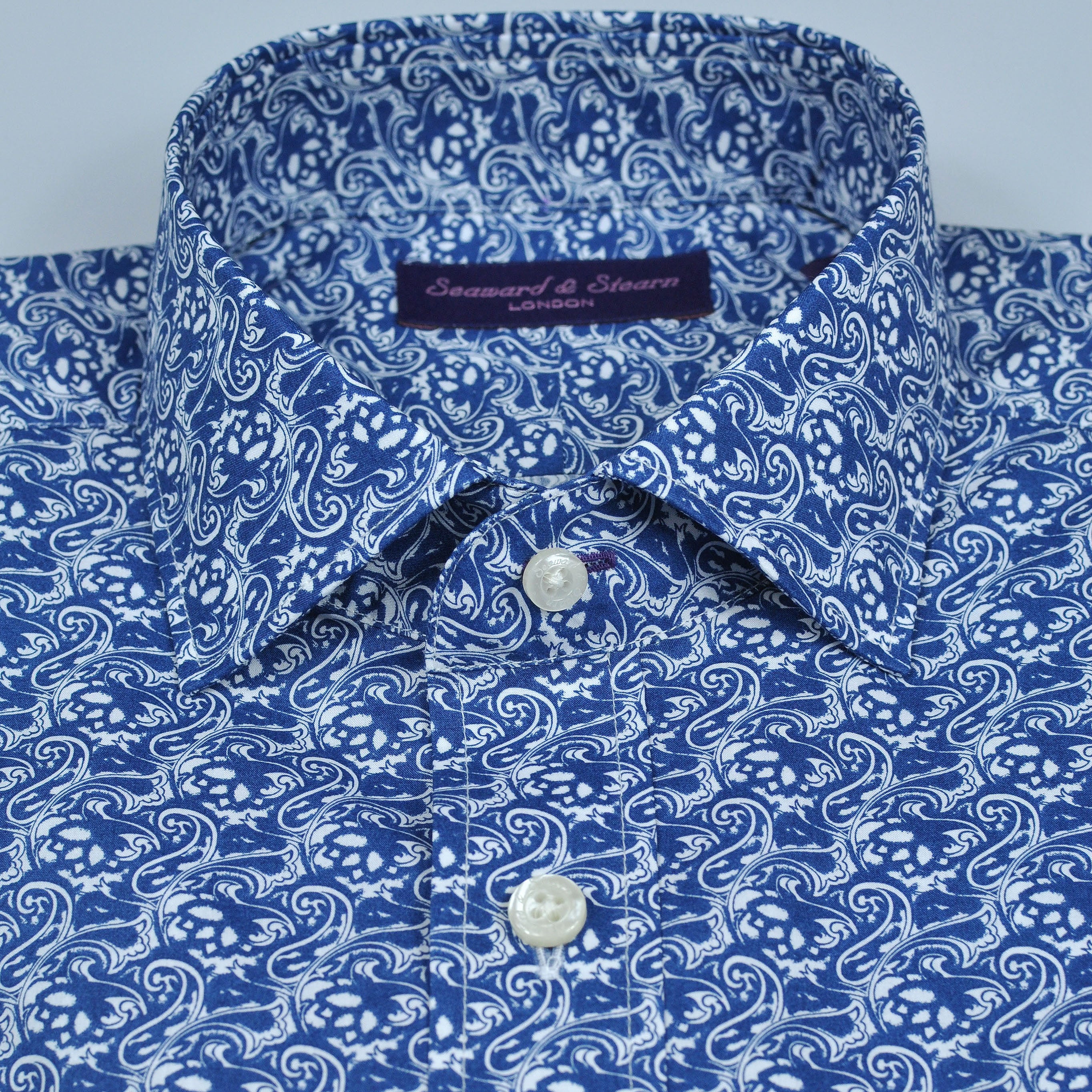 Neat Paisley Spread Collar Shirt in Blue