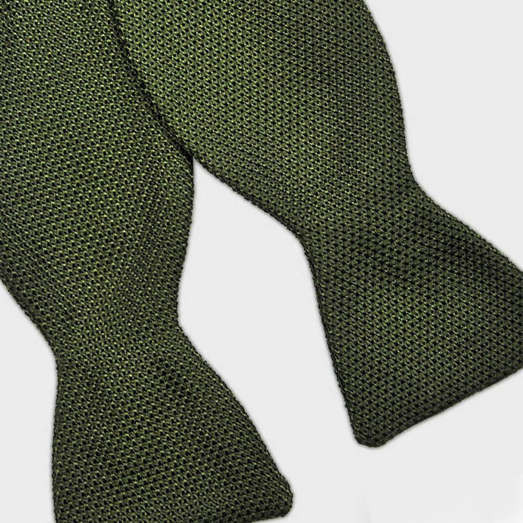 Silk Grenadine Bow Tie in Olive