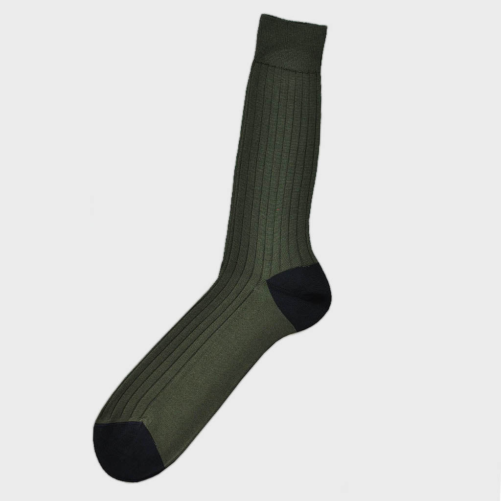 Ribbed Fine Cotton Socks in Green