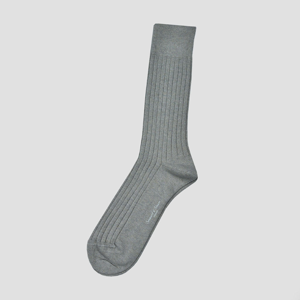 Calf Length Fine Cashmere Socks in Grey
