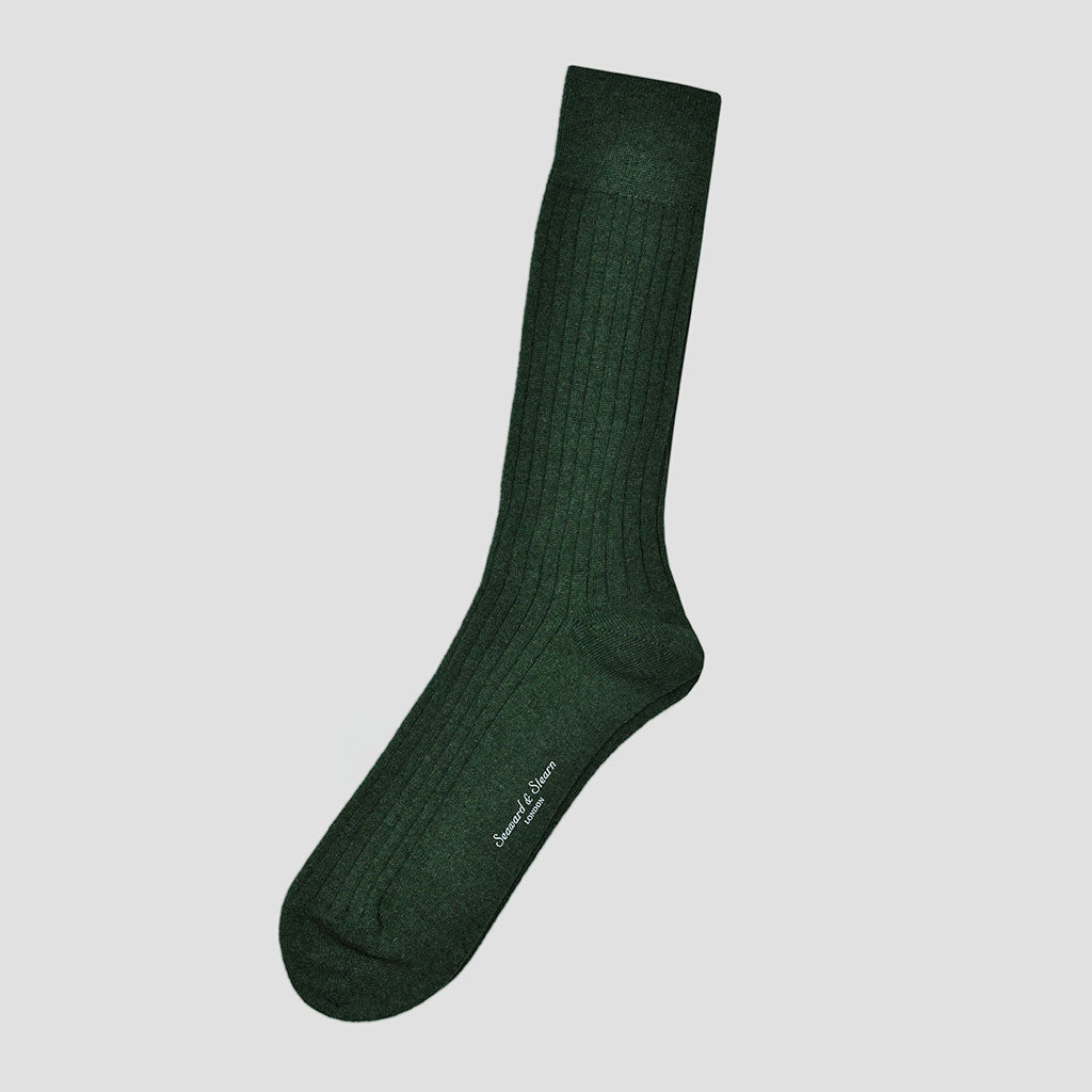 Calf Length Fine Cashmere Socks in Bottle Green