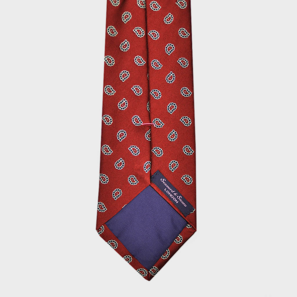 Teardrop Shell Classic Woven Silk Tie in Red